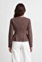 Buttoned jacket with flared waist - 5