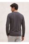 أكمام كاملة ورقبة دائرية - 3