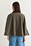 Women's Khaki Contrast Collar Pocket Detailed Lined Oversize Poncho Trench Coat 39000 60286564 - 8