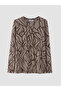 Zero Roba Collar Embroidered Blouse for Style Enthusiasts from Uzg Store