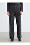 Esvab • Modern & Distinctive Women's Knitwear Trousers with a Drawstring Waist and a Shiny Look - 2