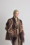 Monolith Pattern Shoulder Shawl - 2