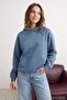 Kirli Mavi Oversize/Geniş Kesim Sırtı Nakış Detaylı Kapüşonlu Sweatshirt TMNAW25SW00142 - 2