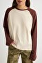 Vizon Kahverengi %100 Pamuk Renk Bloklu Oversize Beyzbol Reglan Kol Örme T-Shirt TWOAW27TS00110 - 3