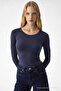 Women's Crew Neck Long-Sleeve 3-Pack T-Shirt - 4