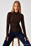 Women's Slim Fit Raglan Sleeve Brown Knitted Blouse - 4