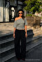 Women's Daily Casual Tight-Fitting Gray Crop Blouse - 2