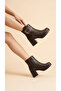 Women's Leather Look Large Buckle Thick Heeled Casual Boots - 3