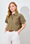 Double Pocket Low Sleeve Crop Shirt - 3