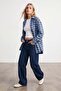 Woman's blue plaid patterned classic shirt alc-x15924