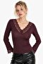 Lace Detailed Long Sleeve V-Neck Bluz - 2
