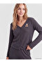 Esvab • Modern & Distinctive V Planting Embroidered Women's Pajama Set - 2