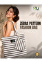 Zebra Pattern Fashion Bag – Stylish Trendy Handbag with Durable Material for Daily Use, Travel & Casual Outings - Grey & White