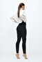 Pocket-detail sports leggings with SoftMove™ - 2