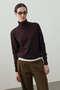 Soft Textured High-Necked Knitwear Bitter Brown