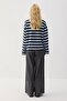 Striped Basic T-Shirt - 6