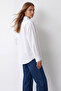 Woman's white knitted button detailed shirt alc-x15897 - 5
