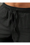 Black Solid Knee-Length Cargo Shorts - 5