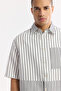 Men's Black-White Classic Collar Viscose Blended Short Sleeve Boxy Fit Shirt A51Y2120 - 2