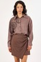 Tek tarafı nakış detaylı tencel gömlek - 3