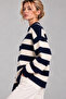 Women's Navy Blue Thick Striped Crew Neck Casual Knitwear Sweater - 2