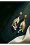 Leaf Detailed White Beaded Earrings 8X2 cm - 3