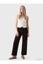 بنطلون جينز واسع الساق باللون البني