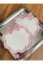 منديل تقديم القهوة المطرز باللون الوردي بنمط فيونكة، 2 قطعة - 3