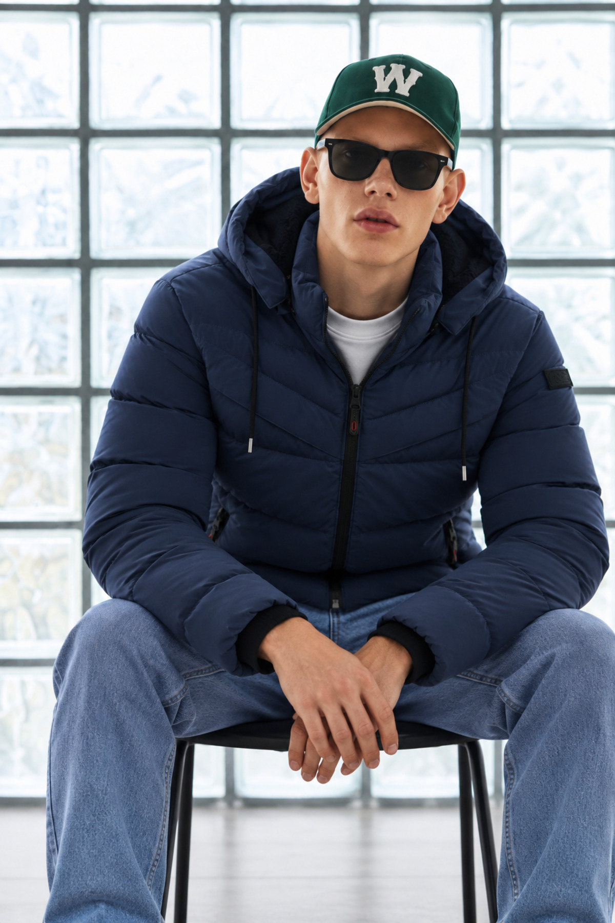 Men's Sports Hooded Winter Navy Blue Puffer Jacket - 4