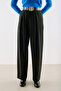 Asymmetric Pleated Barrel Form Pants Black - 4