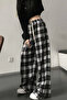 Comfortable Thin Cashmere Cotton Tracksuit with Black Plaid on White
