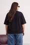 Siyah Bisiklet Yaka Fular Bağlama Detaylı Büyük Beden Örme T-Shirt TBBSS26BF00113 - 4