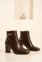 Women's Leather Textured Chain Detailed Thick Block Heeled Zippered Classic Boots - 2