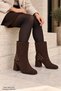 Vi̇yora Women's Boots with Blunt Toe and Studded Detail on Thick Heel - 4