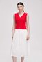 Plain Sleeveless Waist-Length Top