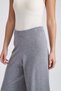 بنطلون طويل واسع الساقين بدون زخارف - 3