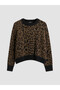 Esvab • Modern & Distinctive Leopard Embroidered Women's Knitwear Sweater