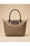 Women's single-compartment handbag - zippered coffee-colored chic everyday bag