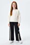 Girls' Sweatpants with Side Stripes and Cargo Pockets - 2