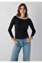 Biyeli Kayık Yakalı Black T-Shirt Fitted / Bodycon Cut 1614137-900
