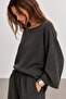 Boat Neck Off-Shoulder Long Sleeve Blouse |   Mkw1711501-1 - 3