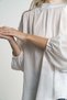 بلوزة نسائية سادة بأكمام منفوخة وأكمام طويلة - 3