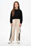 Girls' Sweatpants with Side Stripes and Cargo Pockets - 2