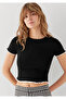 Black Crop T-Shirt with Piping Detail Fitted / Bodycon Cut 1614357-900 - 3