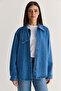 Women's Light Blue Asymmetrical Collar Buttoned Oversize Denim Shirt 2706 60286618 - 5
