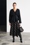 Bidens V-Neck Black Shirt with Pleated Detail at the Waist and Buttons - 4