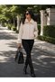 Women's White Fur Collar Detailed Short Cashmere Jacket with Gold Zipper and Side Pockets - 2