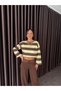 Women's Striped Oversize Crop Sweatshirt - 4