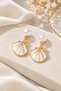 White Sea Shell Figured Gold Dangle Earrings - 4