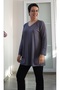 Smoked V-Neck Low Long-Sleeved Combed Viscose T-Shirt with Full Body Fit